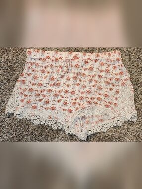 Boho White Floral Lace-Trim Lounge Shorts